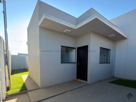 Casa-Térrea em Residencial Figueiras do Parque
