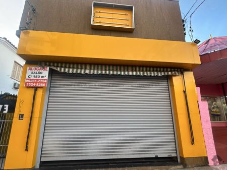 Sala / Salão / Loja em Centro