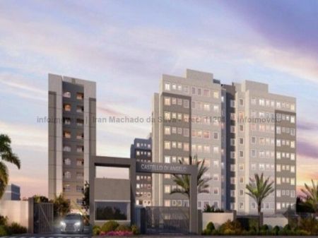 Apartamento em Parque Rita Vieira