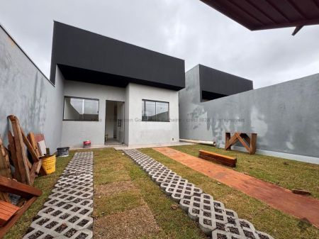 Casa-Térrea em Bela Laguna