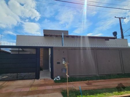 Casa-Térrea em Coronel Antonino