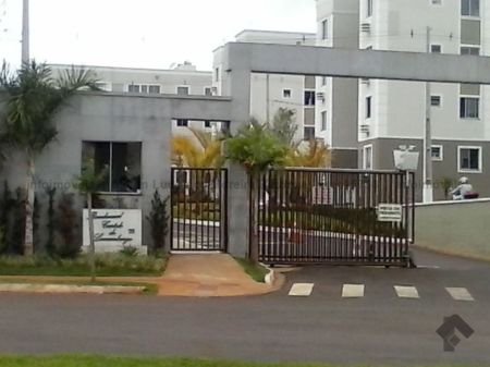 Apartamento em Pioneiros