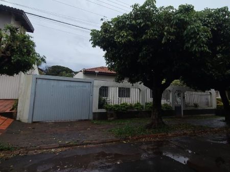 Casa-Térrea em Jardim Bela Vista