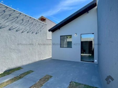 Casa-Térrea em Jardim Los Angeles