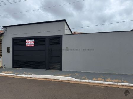 Casa-Térrea-Condomínio em Vila Cidade Morena
