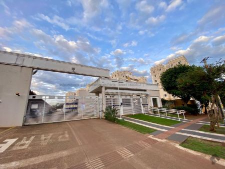 Apartamento em Vila Albuquerque