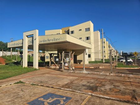 Apartamento em Aero Rancho