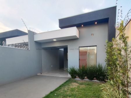 Casa-Térrea em Universitário