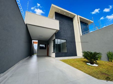 Casa-Térrea em Rita Vieira