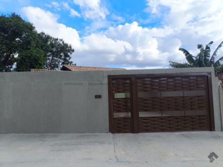 Casa-Térrea em Jardim Seminário