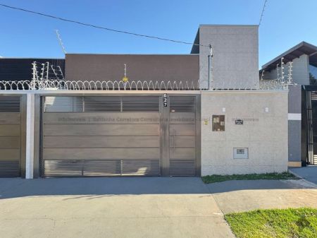Casa-Térrea em Rita Vieira