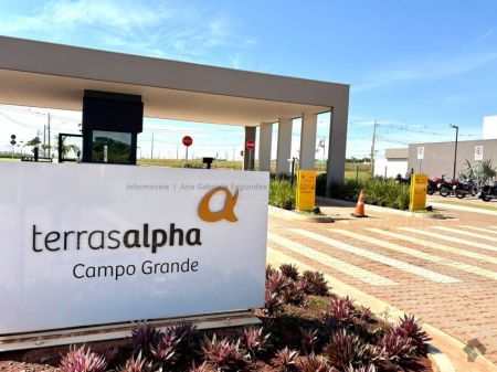 Terreno-Condomínio em Terras Alpha
