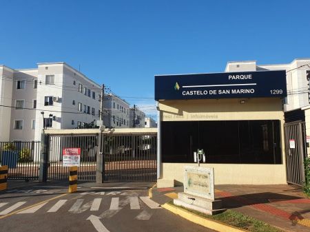 Apartamento em Pioneiros
