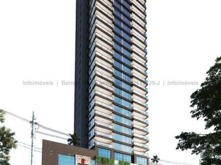 Apartamento em Meia Praia