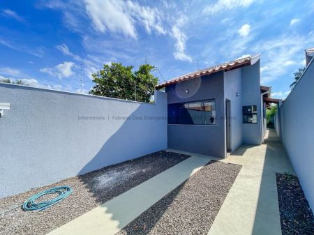 Casa-Térrea em Nova Campo Grande
