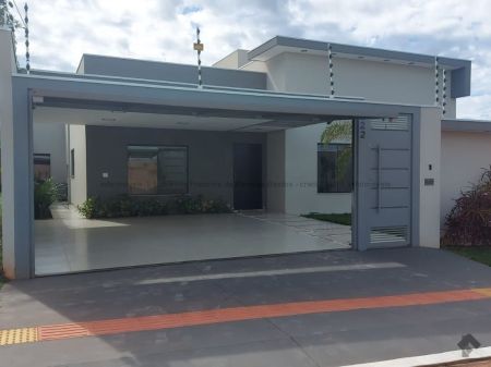 Casa-Térrea em Jardim Seminário