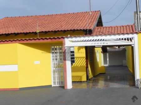 Casa-Térrea em Santo Antônio