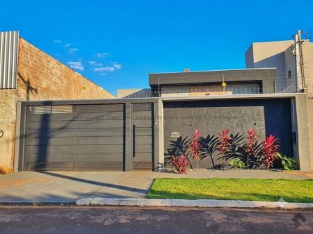 Casa-Térrea em Rita Vieira