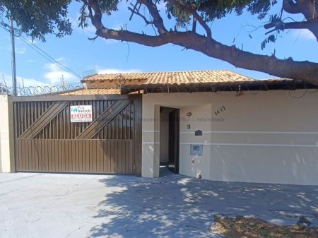 Casa-Térrea em Vila Bandeirante
