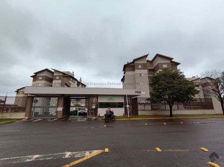 Apartamento em Monte Castelo