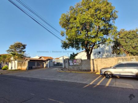 Apartamento em Vila Carlota