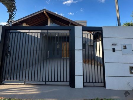 Casa-Térrea em Jardim Noroeste