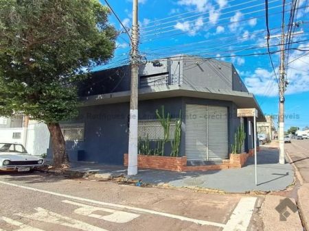 Sala / Salão / Loja em Centro