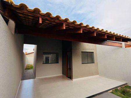 Casa-Térrea em Residencial Figueiras do Parque