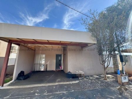 Casa-Térrea-Condomínio em Tijuca