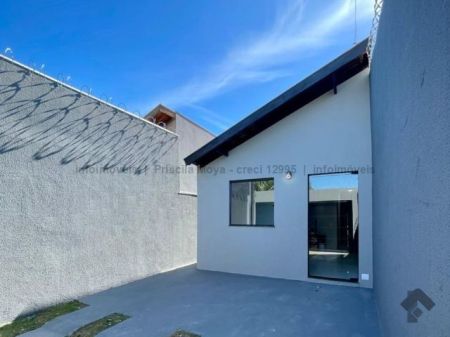 Casa-Térrea em Jardim Los Angeles