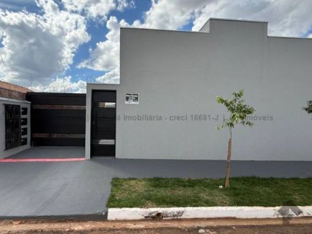 Casa-Térrea-Condomínio em Bela Laguna