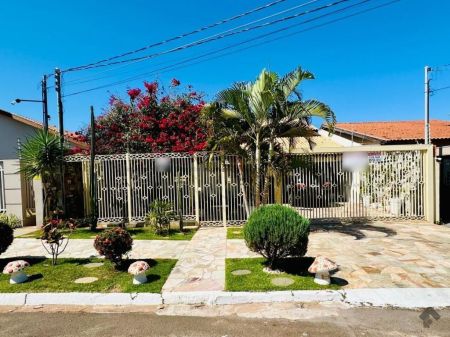 Casa-Térrea em Carandá Bosque I