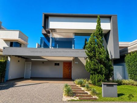 Casa-Térrea-Condomínio em Pq. Residencial Damha III