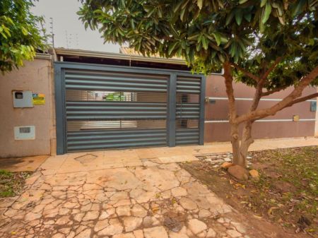 Casa-Térrea em União