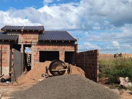 Casa-Térrea em Loteamento Eparque Campo Grande