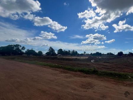 Terreno em Jardim Uirapuru