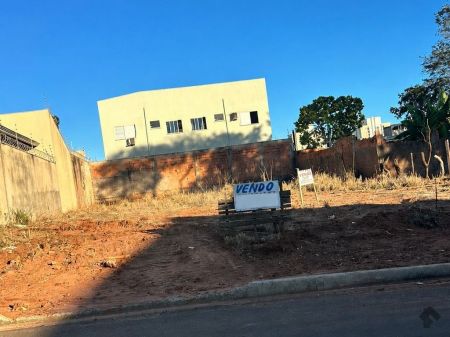 Terreno em Jardim Auxiliadora