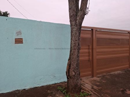 Casa-Térrea em Jardim Talismã