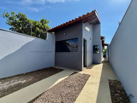 Casa-Térrea em Nova Campo Grande