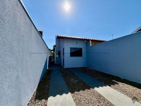 Casa-Térrea em Nova Campo Grande