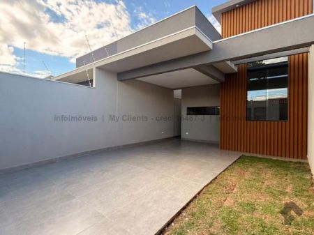 Casa-Térrea em Rita Vieira