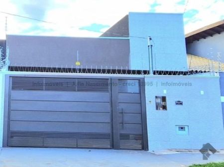 Casa-Térrea em Rita Vieira