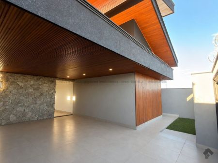 Casa-Térrea em Bela Laguna