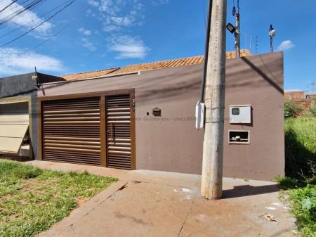 Casa-Térrea em Pq. Residencial dos Girassóis