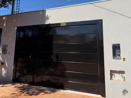 Casa-Térrea em Vila Nasser