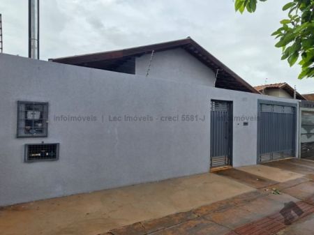 Casa-Térrea em Pq. Residencial dos Girassóis