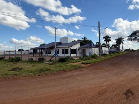 Imóvel Comercial em Chácara Trevos