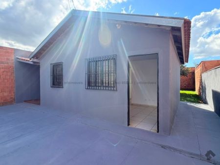 Casa-Térrea em Vila Fernanda
