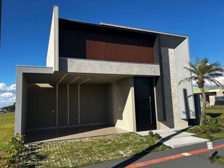 Casa-Térrea-Condomínio em Loteamento Reserva Santa Inês