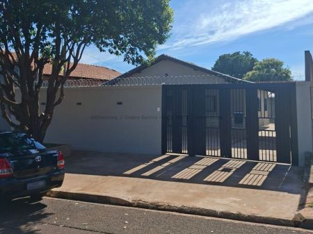 Casa-Térrea em Vila Manoel Taveira